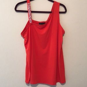 International Concepts top